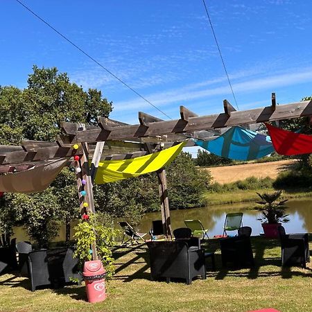 Camping Les Petites Minaudieres Coussay-les-Bois Екстер'єр фото
