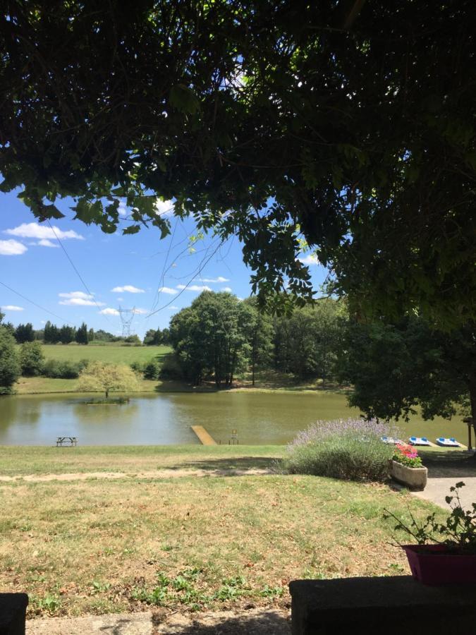 Camping Les Petites Minaudieres Coussay-les-Bois Екстер'єр фото