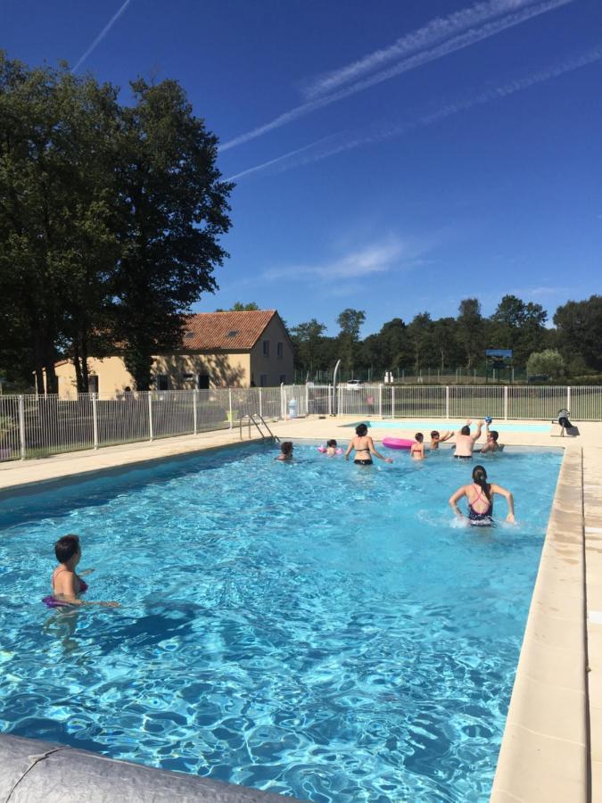 Camping Les Petites Minaudieres Coussay-les-Bois Екстер'єр фото