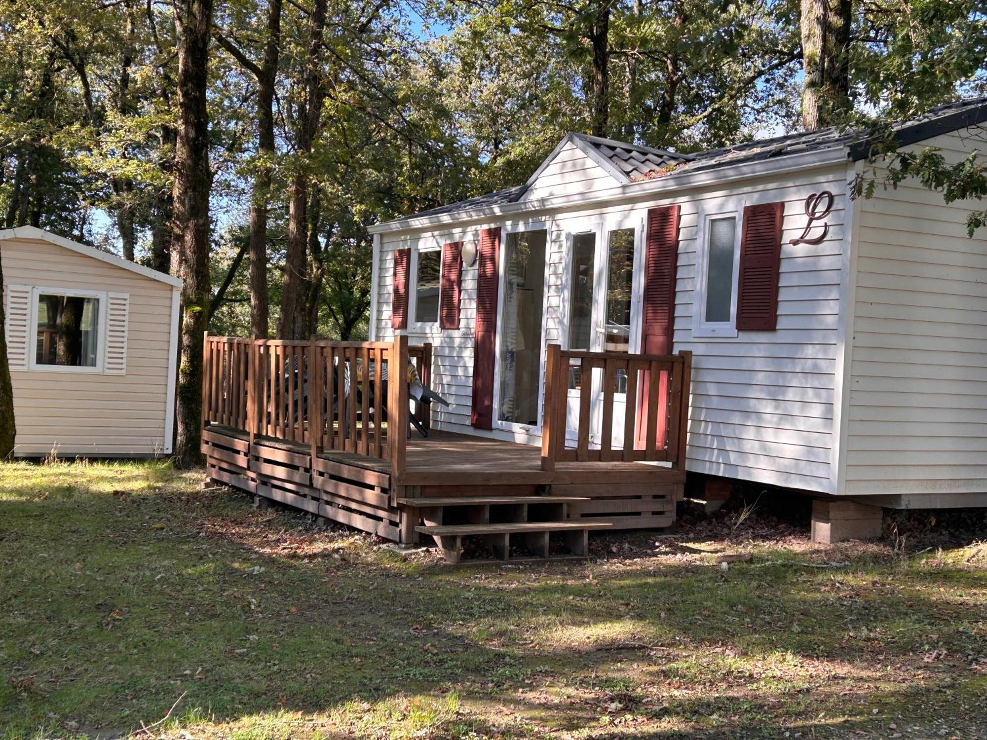 Camping Les Petites Minaudieres Coussay-les-Bois Номер фото