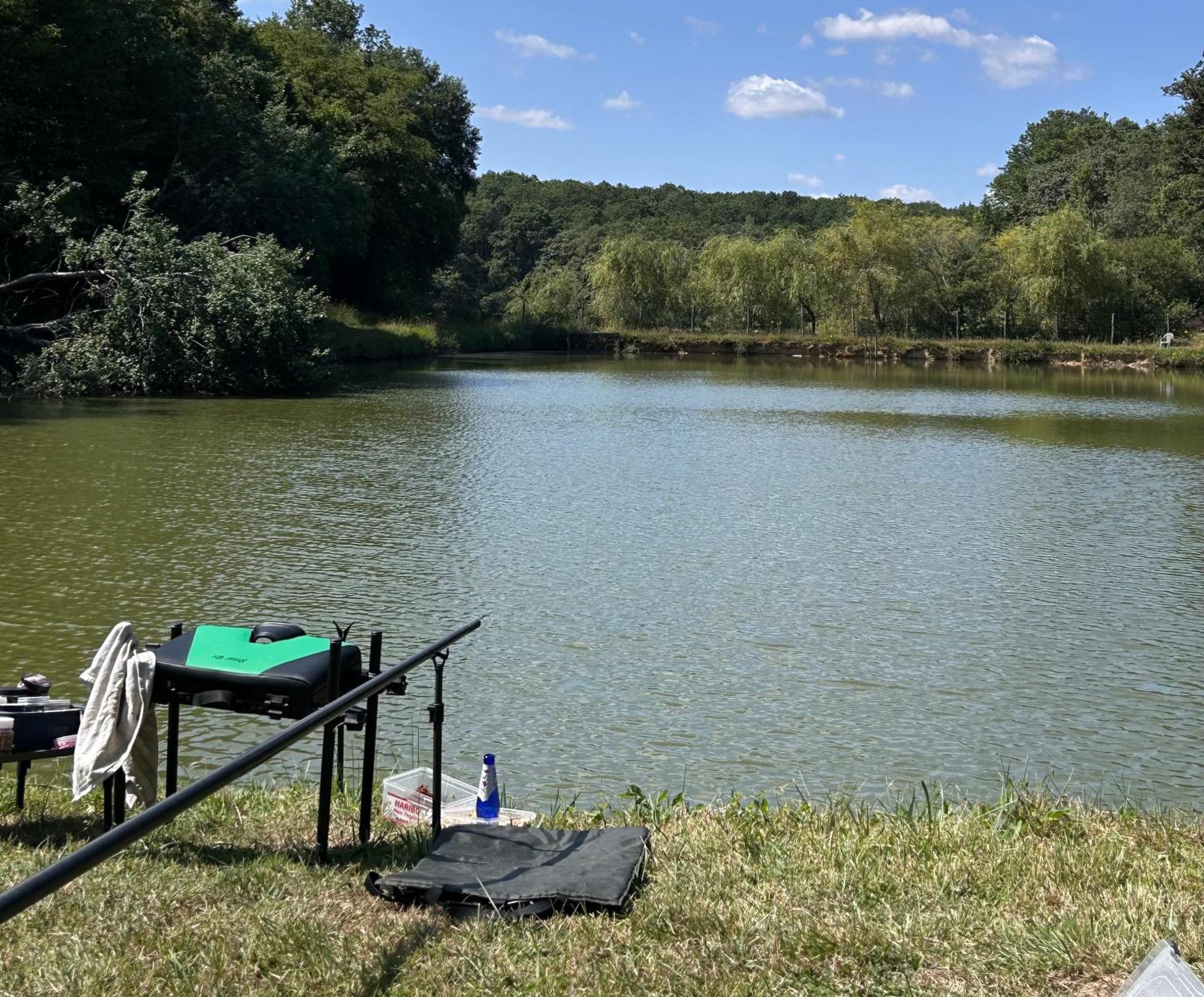 Camping Les Petites Minaudieres Coussay-les-Bois Екстер'єр фото