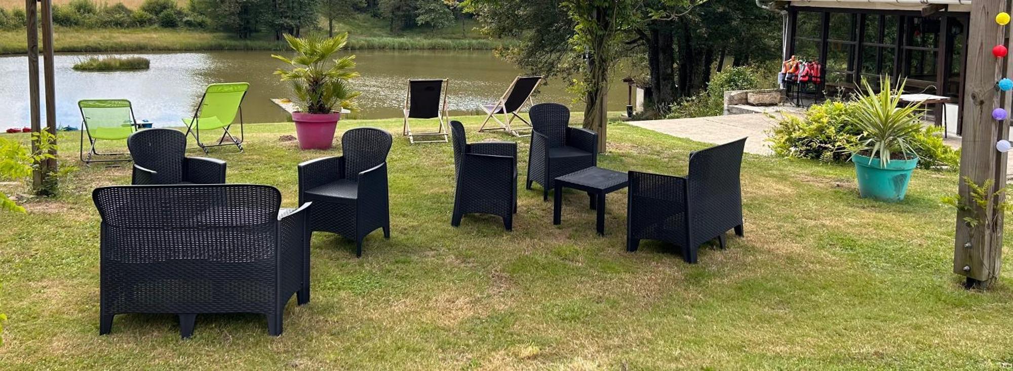 Camping Les Petites Minaudieres Coussay-les-Bois Екстер'єр фото
